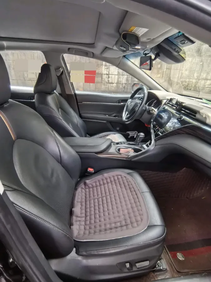 2019 Toyota Camry 2.5L 209HP L4 8AT,autocango,china used car exporter,china ev exporter,chinese used car exporter,chinese used ev exporter