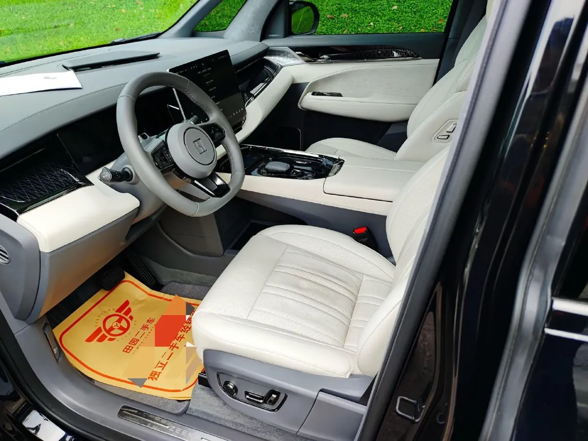 2022 Zeekr 009 BEV 116KWH,autocango,china used car exporter,china ev exporter,chinese used car exporter,chinese used ev exporter