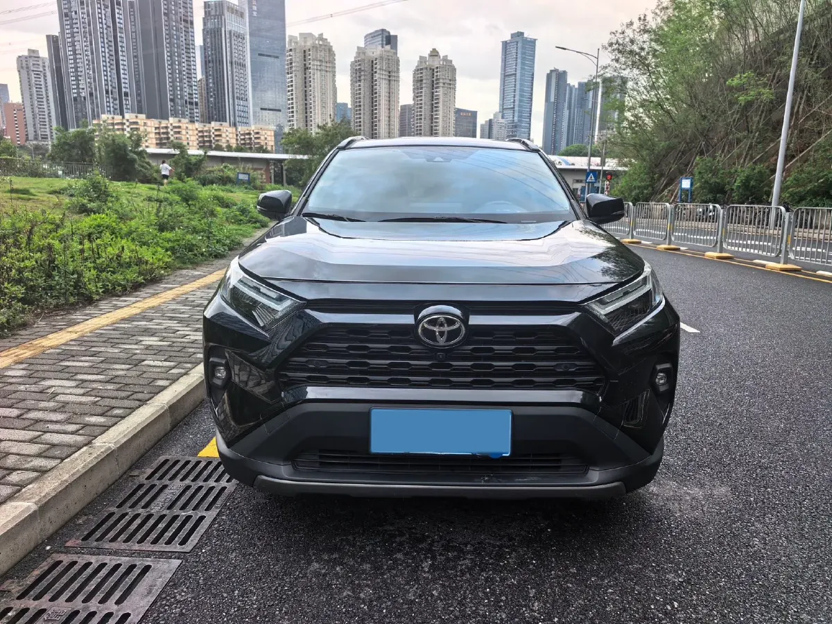 2023 Toyota RAV4 2.0L 171HP L4 CVT,autocango,china used car exporter,china ev exporter,chinese used car exporter,chinese used ev exporter