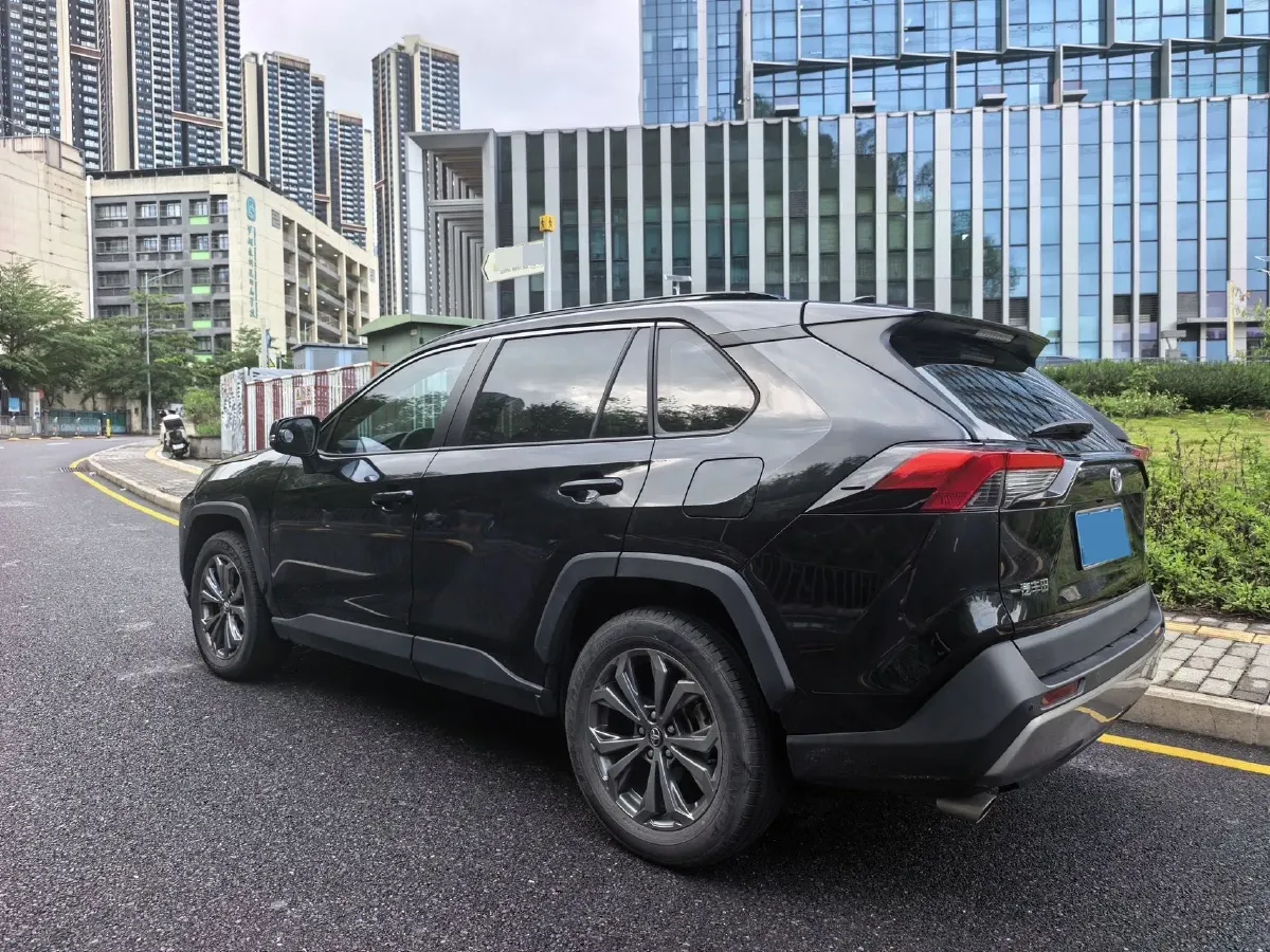 2023 Toyota RAV4 2.0L 171HP L4 CVT,autocango,china used car exporter,china ev exporter,chinese used car exporter,chinese used ev exporter