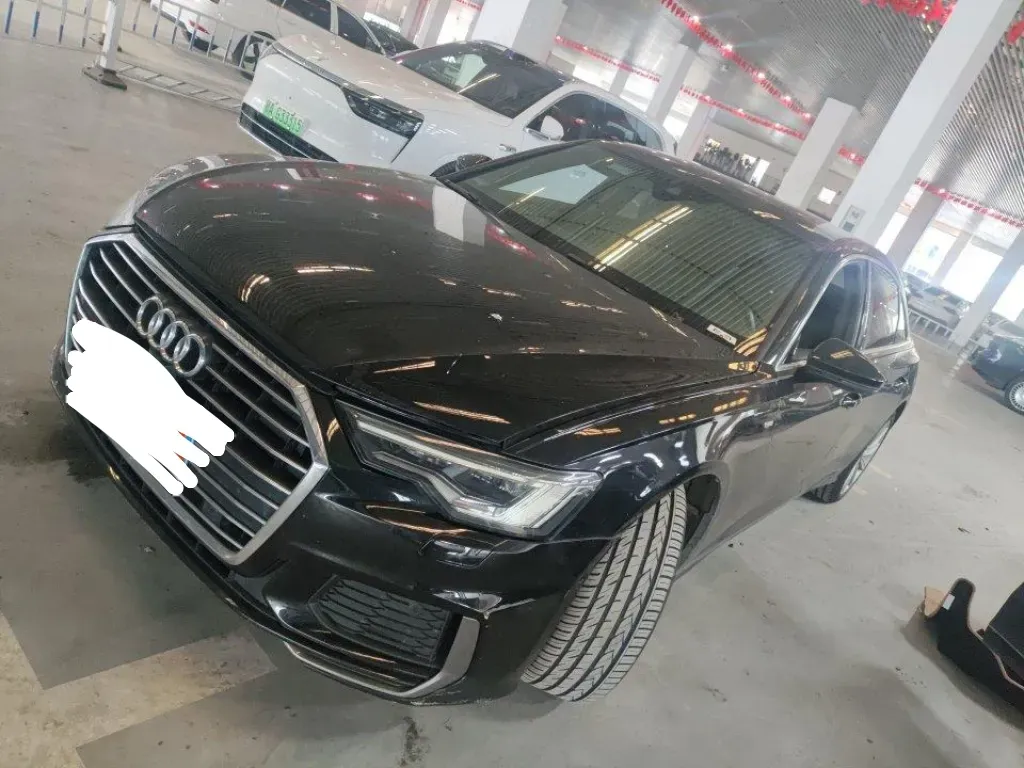2021 Audi A6L 2.0T 224HP L4 7DCT,autocango,china used car exporter,china ev exporter,chinese used car exporter,chinese used ev exporter