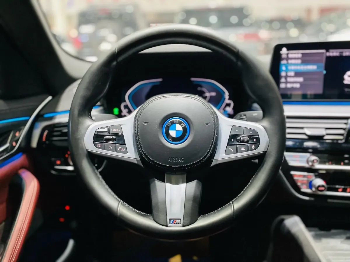 2021 BMW 5 Series 2.0T 184HP L4 8AT PHEV 17.7KWH,autocango,china used car exporter,china ev exporter,chinese used car exporter,chinese used ev exporter