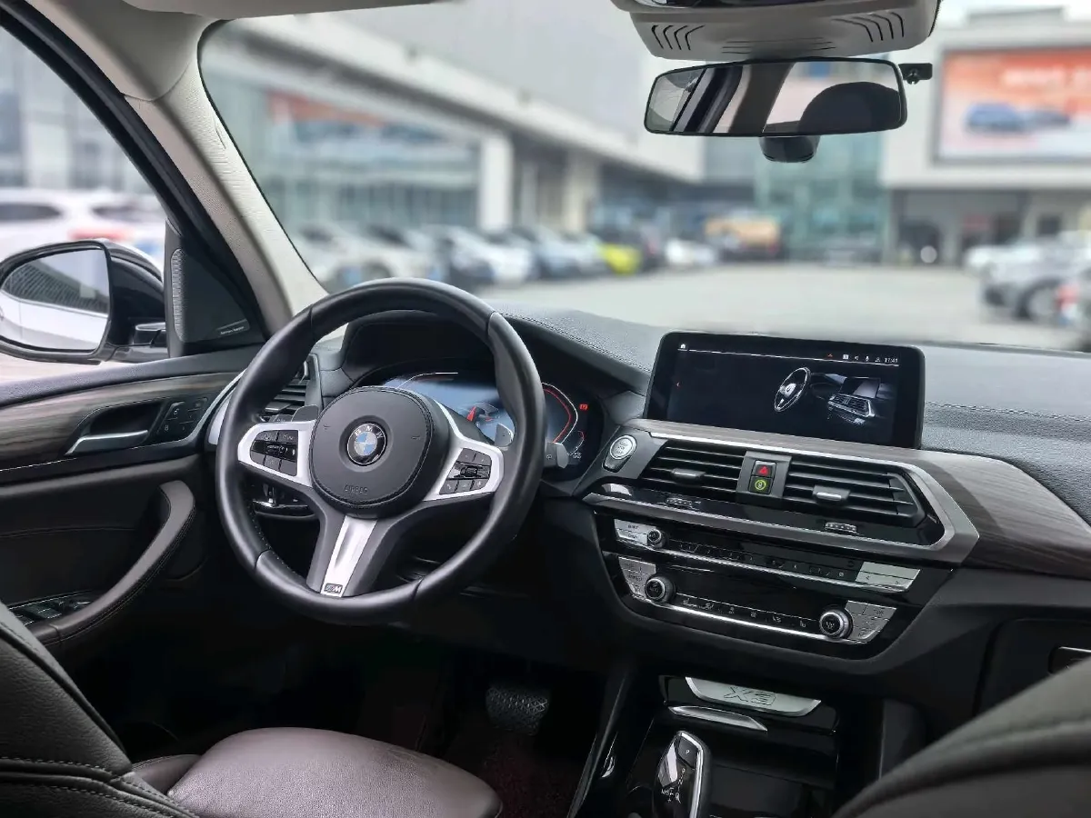 2021 BMW X3 2.0T 224HP L4 8AT,autocango,china used car exporter,china ev exporter,chinese used car exporter,chinese used ev exporter