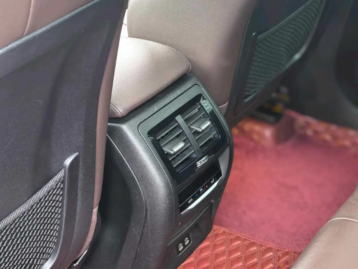 2021 BMW X3 2.0T 224HP L4 8AT,autocango,china used car exporter,china ev exporter,chinese used car exporter,chinese used ev exporter