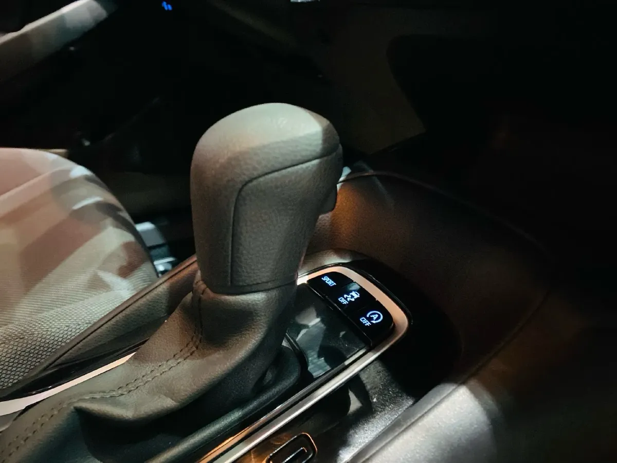 2022 Toyota Levin 1.2T 116HP L4 CVT,autocango,china used car exporter,china ev exporter,chinese used car exporter,chinese used ev exporter