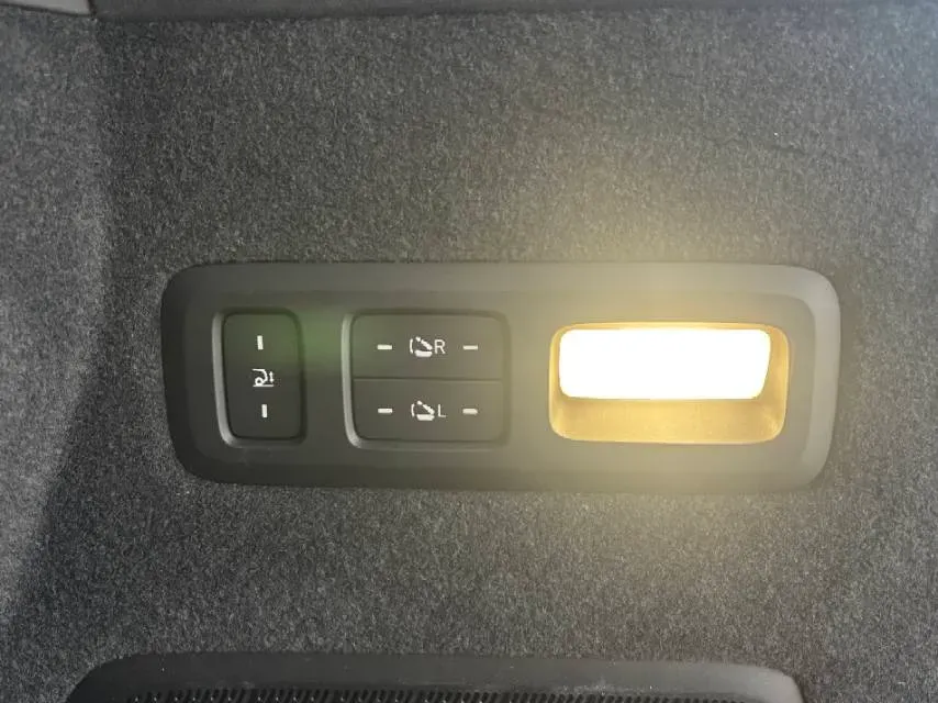 2025 ONVO L90 BEV,autocango,china used car exporter,china ev exporter,chinese used car exporter,chinese used ev exporter