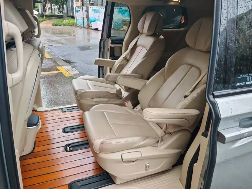 2023 Buick GL8 2.0T 237HP L4 9AT,autocango,china used car exporter,china ev exporter,chinese used car exporter,chinese used ev exporter