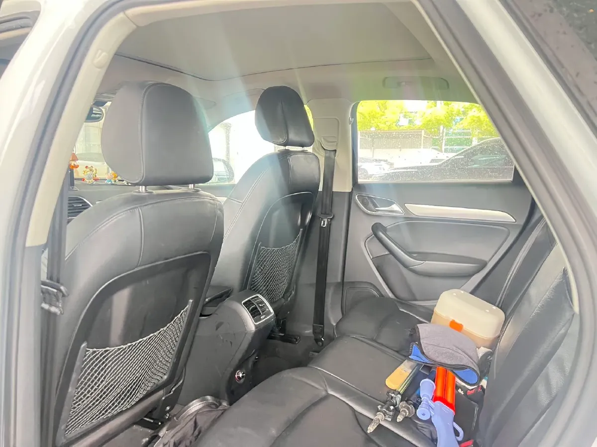 2015 Audi Q3 2.0T 170HP L4 7DCT,autocango,china used car exporter,china ev exporter,chinese used car exporter,chinese used ev exporter