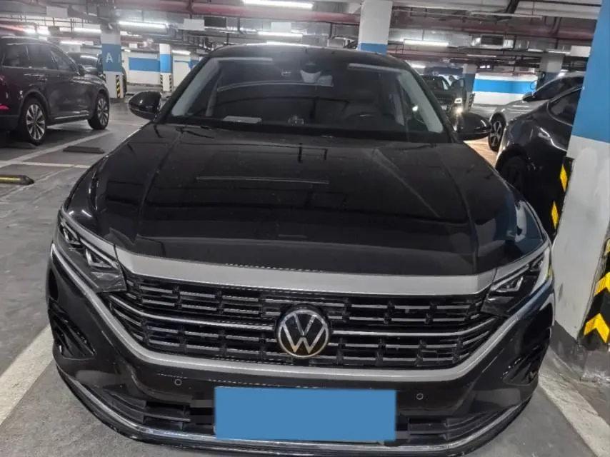 2022 Xpeng P7 BEV 60.2KWH,autocango,china used car exporter,china ev exporter,chinese used car exporter,chinese used ev exporter