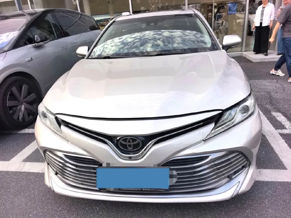 2018 Toyota Camry 2.0L 169HP L4 6AT,autocango,china used car exporter,china ev exporter,chinese used car exporter,chinese used ev exporter