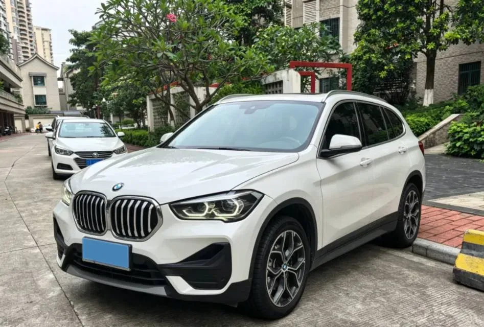 2022 BMW X1 2.0T 192HP L4 7DCT,autocango,china used car exporter,china ev exporter,chinese used car exporter,chinese used ev exporter