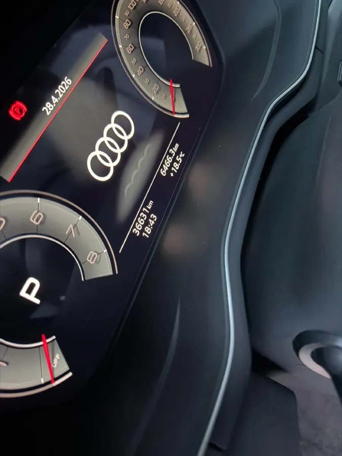 2023 Audi A4L 2.0T 190HP L4 7DCT,autocango,china used car exporter,china ev exporter,chinese used car exporter,chinese used ev exporter