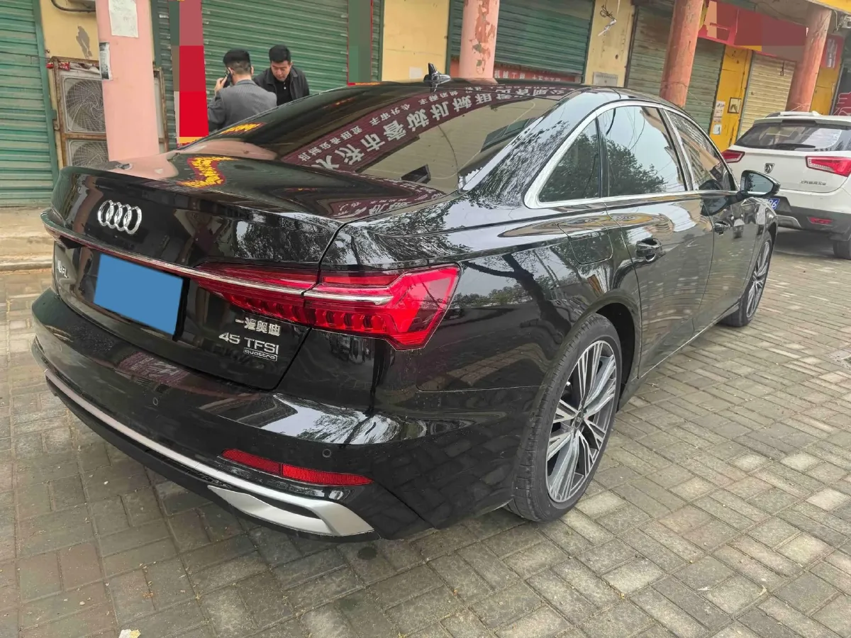 2024 Audi A6L 2.0T 245HP L4 7DCT,autocango,china used car exporter,china ev exporter,chinese used car exporter,chinese used ev exporter