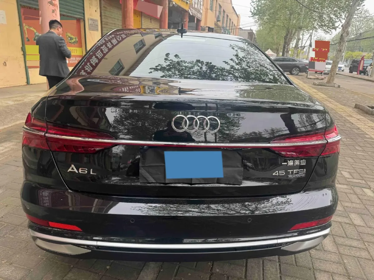 2024 Audi A6L 2.0T 245HP L4 7DCT,autocango,china used car exporter,china ev exporter,chinese used car exporter,chinese used ev exporter