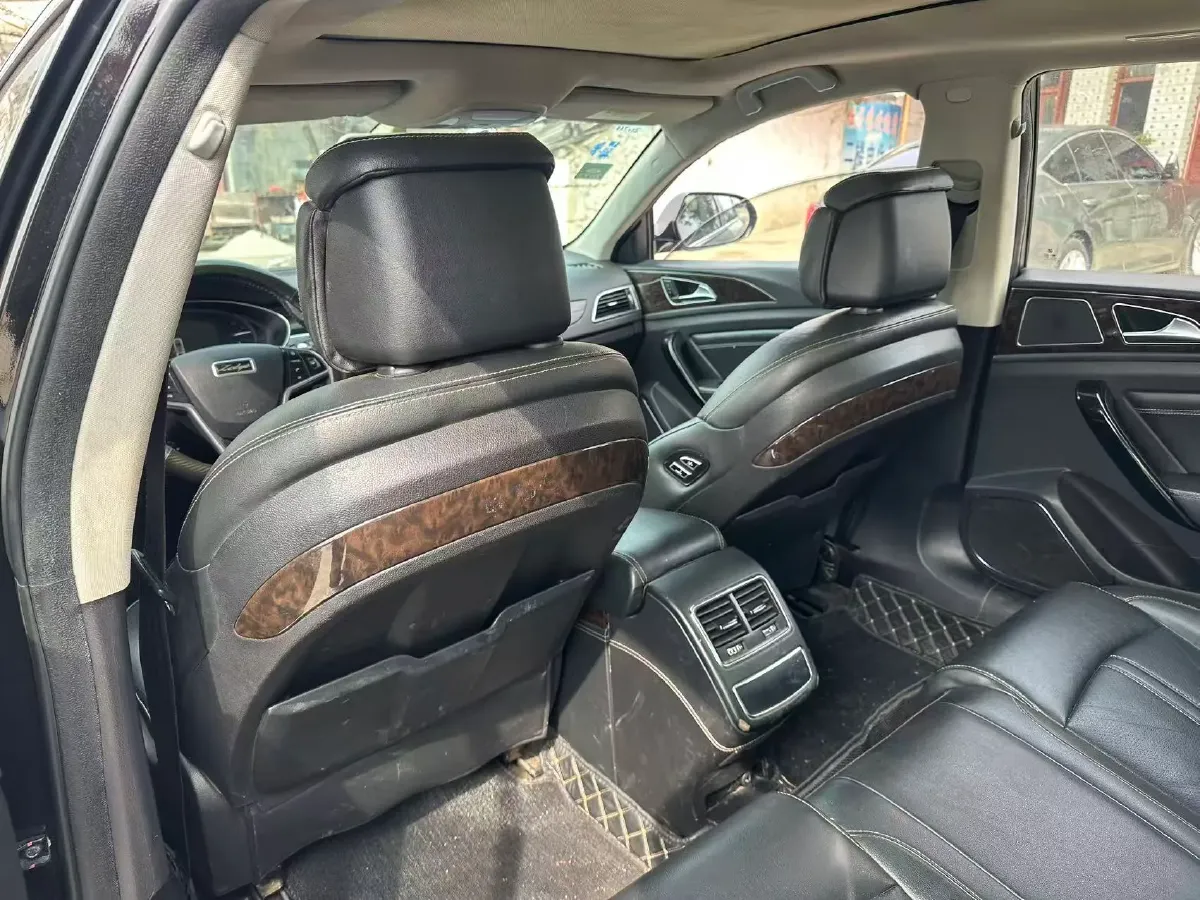 2018 Zotye Z700 1.8T 177HP L4 6DCT,autocango,china used car exporter,china ev exporter,chinese used car exporter,chinese used ev exporter