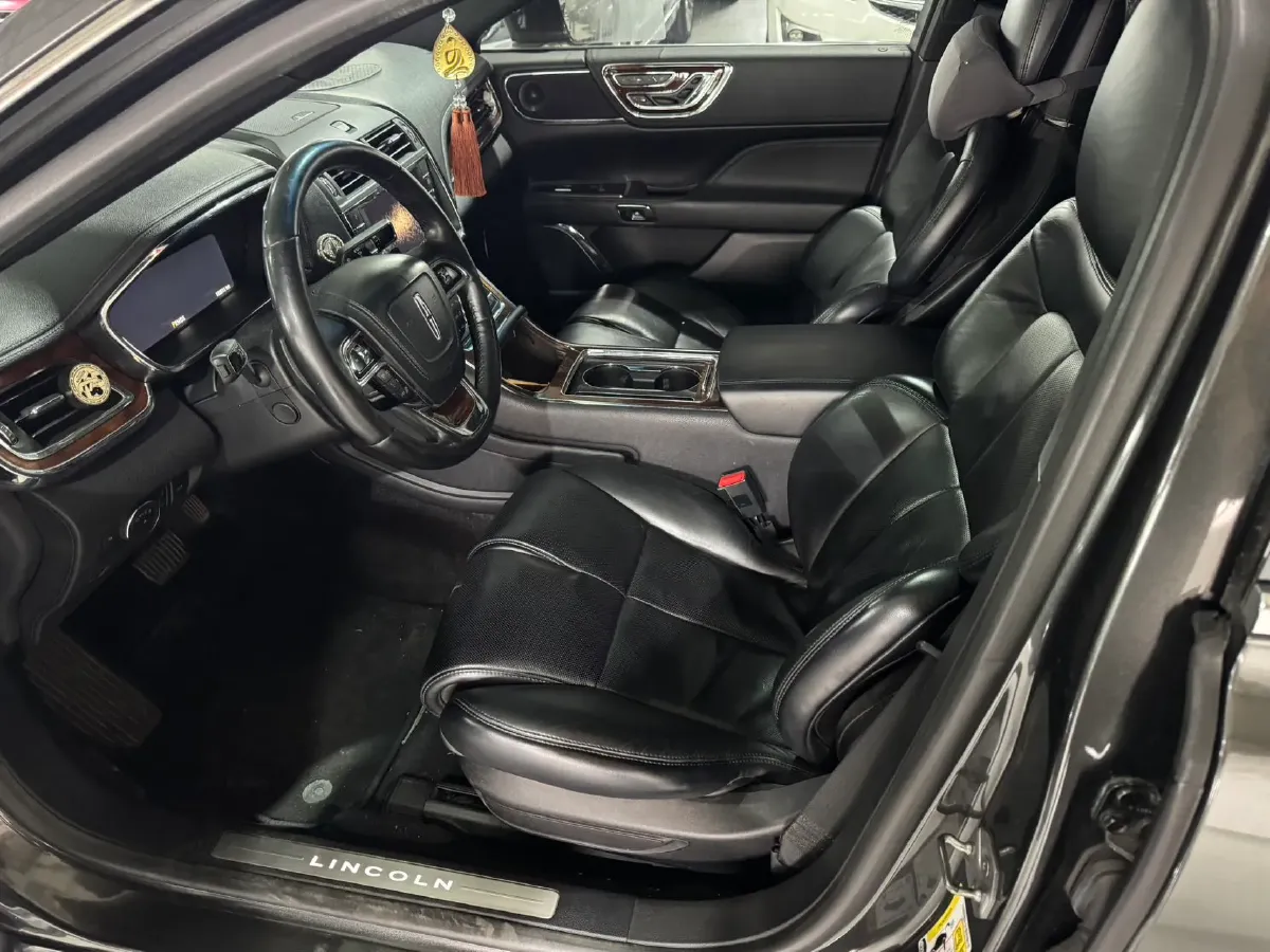 2017 Lincoln Continental 3.0T 378HP V6 6AT,autocango,china used car exporter,china ev exporter,chinese used car exporter,chinese used ev exporter