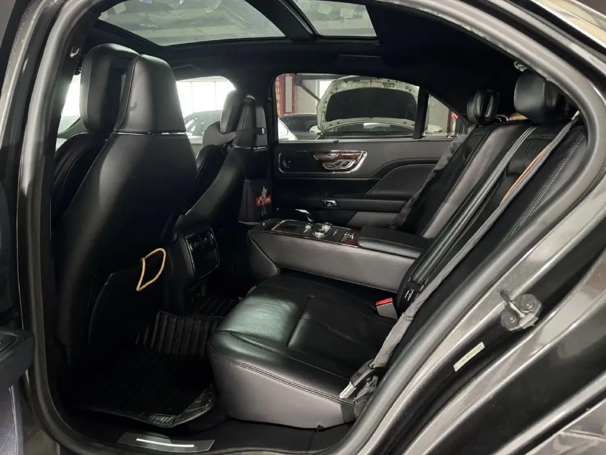 2017 Lincoln Continental 3.0T 378HP V6 6AT,autocango,china used car exporter,china ev exporter,chinese used car exporter,chinese used ev exporter