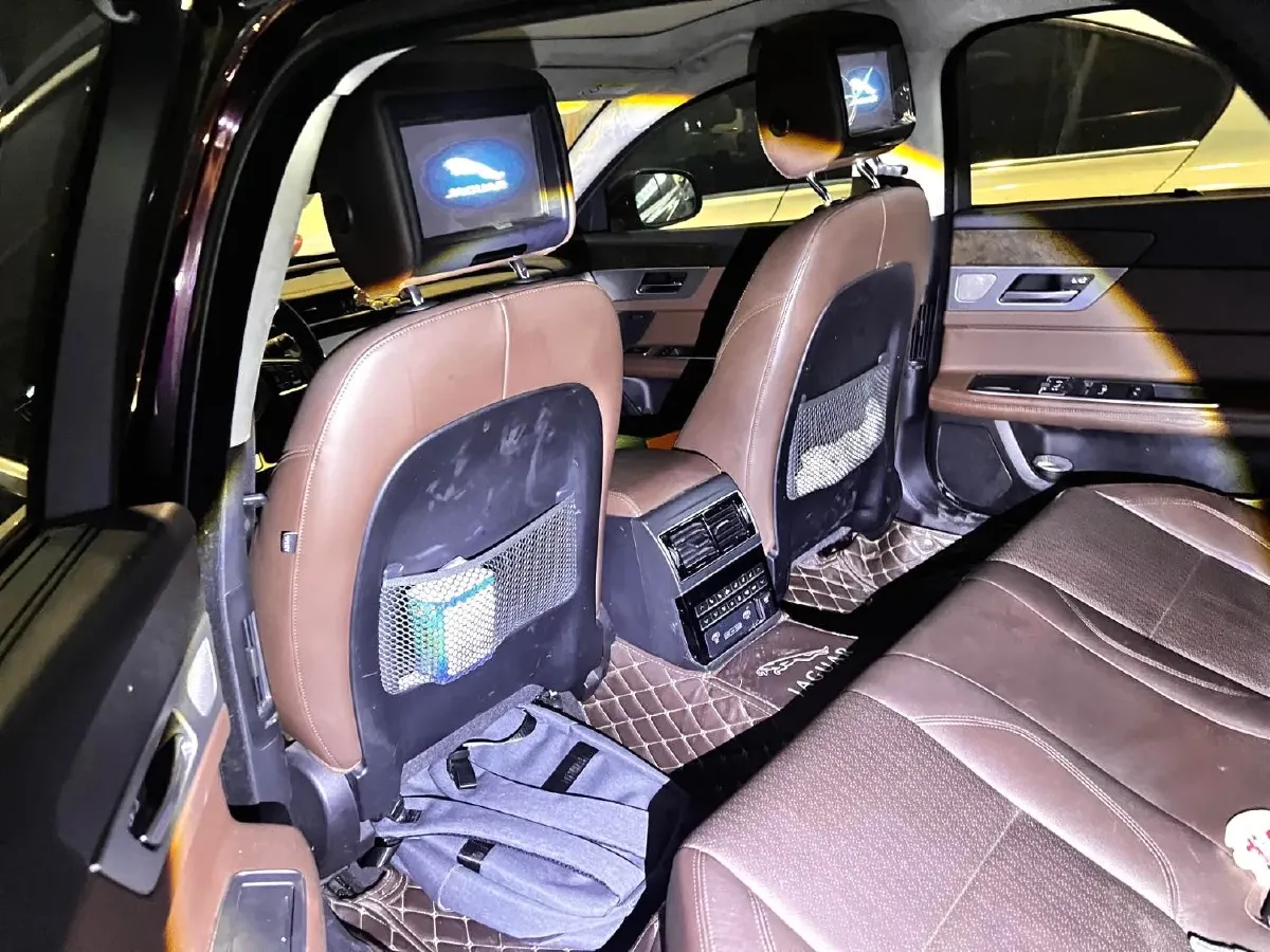 2018 Jaguar XF 2.0T 250HP L4 8AT,autocango,china used car exporter,china ev exporter,chinese used car exporter,chinese used ev exporter