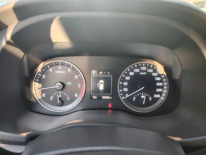 2018 Hyundai Tucson 1.6T 177HP L4 7DCT,autocango,china used car exporter,china ev exporter,chinese used car exporter,chinese used ev exporter