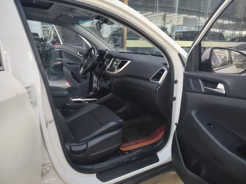 2018 Hyundai Tucson 1.6T 177HP L4 7DCT,autocango,china used car exporter,china ev exporter,chinese used car exporter,chinese used ev exporter