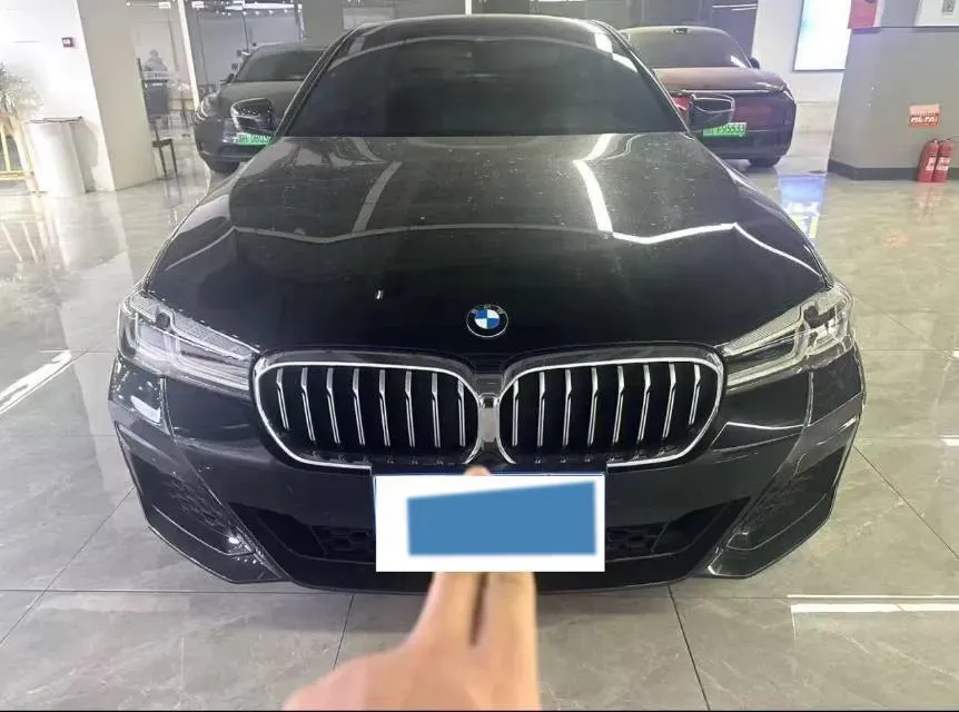 2023 BMW 5 Series 2.0T 245HP L4 8AT,autocango,china used car exporter,china ev exporter,chinese used car exporter,chinese used ev exporter