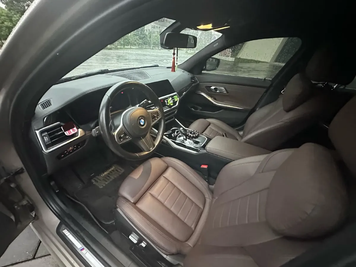 2020 BMW 3 Series 2.0T 156HP L4 8AT,autocango,china used car exporter,china ev exporter,chinese used car exporter,chinese used ev exporter