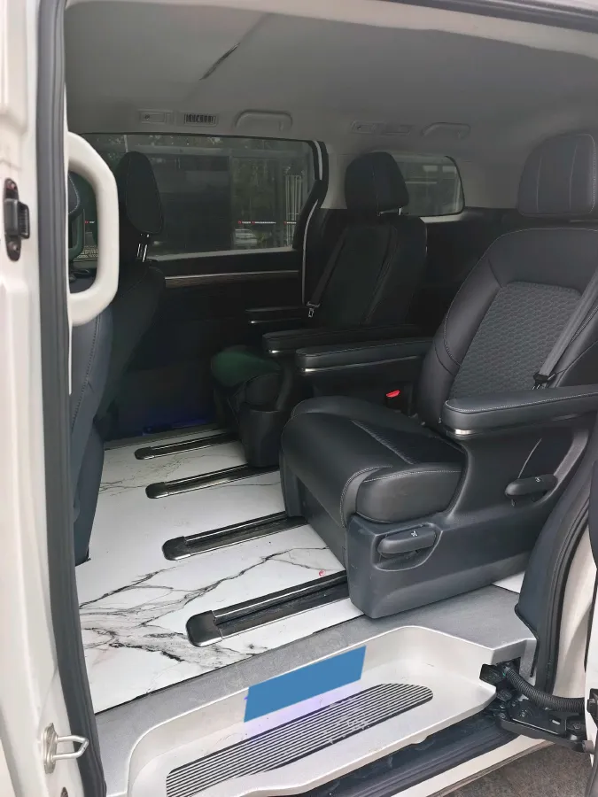 2023 GAC Trumpchi M8 2.0T 252HP L4 8AT,autocango,china used car exporter,china ev exporter,chinese used car exporter,chinese used ev exporter