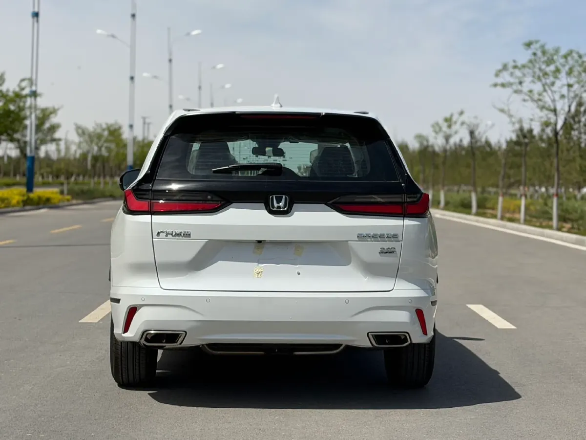 2025 Honda Breeze 1.5T 193HP L4 CVT,autocango,china used car exporter,china ev exporter,chinese used car exporter,chinese used ev exporter