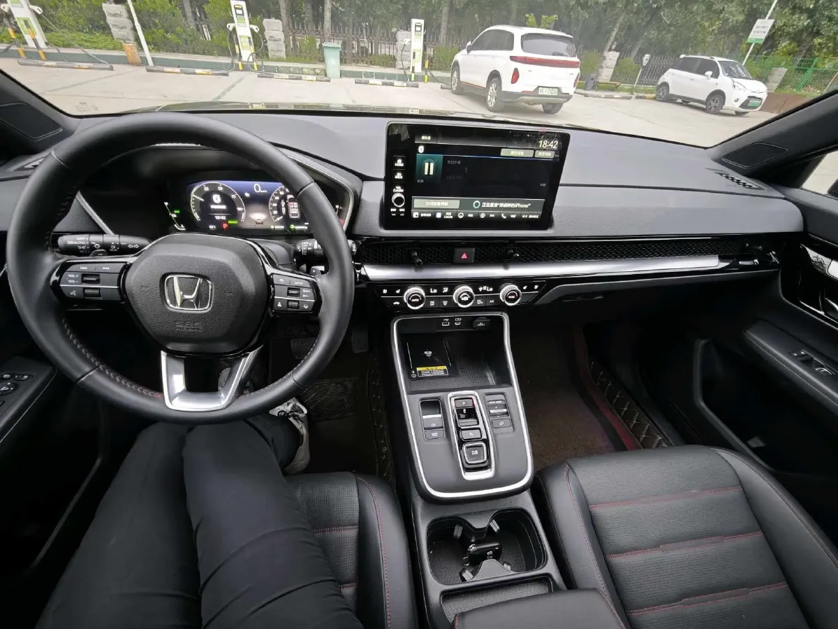 2024 Honda CR-V 2.0L 150HP L4 E-CVT Hybrid,autocango,china used car exporter,china ev exporter,chinese used car exporter,chinese used ev exporter