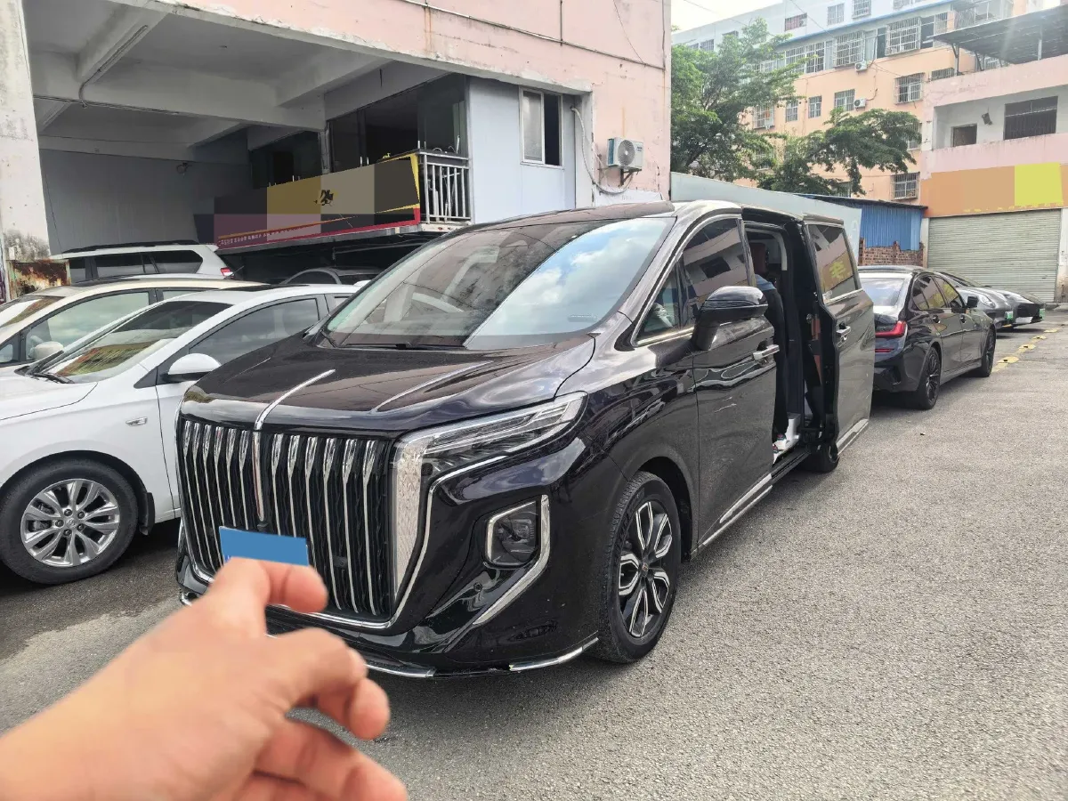 2023 HongQi HQ9 2.0T 252HP L4 8AT,autocango,china used car exporter,china ev exporter,chinese used car exporter,chinese used ev exporter