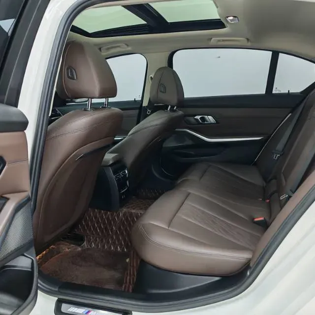 2023 BMW 3 Series 2.0T 156HP L4 8AT,autocango,china used car exporter,china ev exporter,chinese used car exporter,chinese used ev exporter