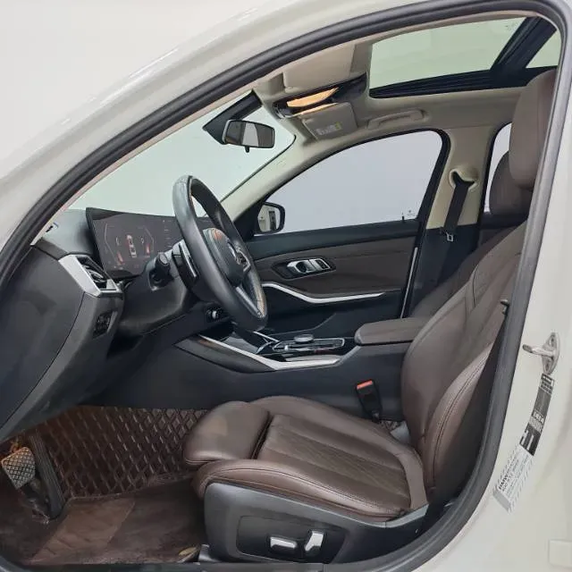 2023 BMW 3 Series 2.0T 156HP L4 8AT,autocango,china used car exporter,china ev exporter,chinese used car exporter,chinese used ev exporter