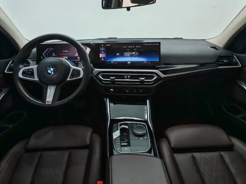 2023 BMW 3 Series 2.0T 156HP L4 8AT,autocango,china used car exporter,china ev exporter,chinese used car exporter,chinese used ev exporter