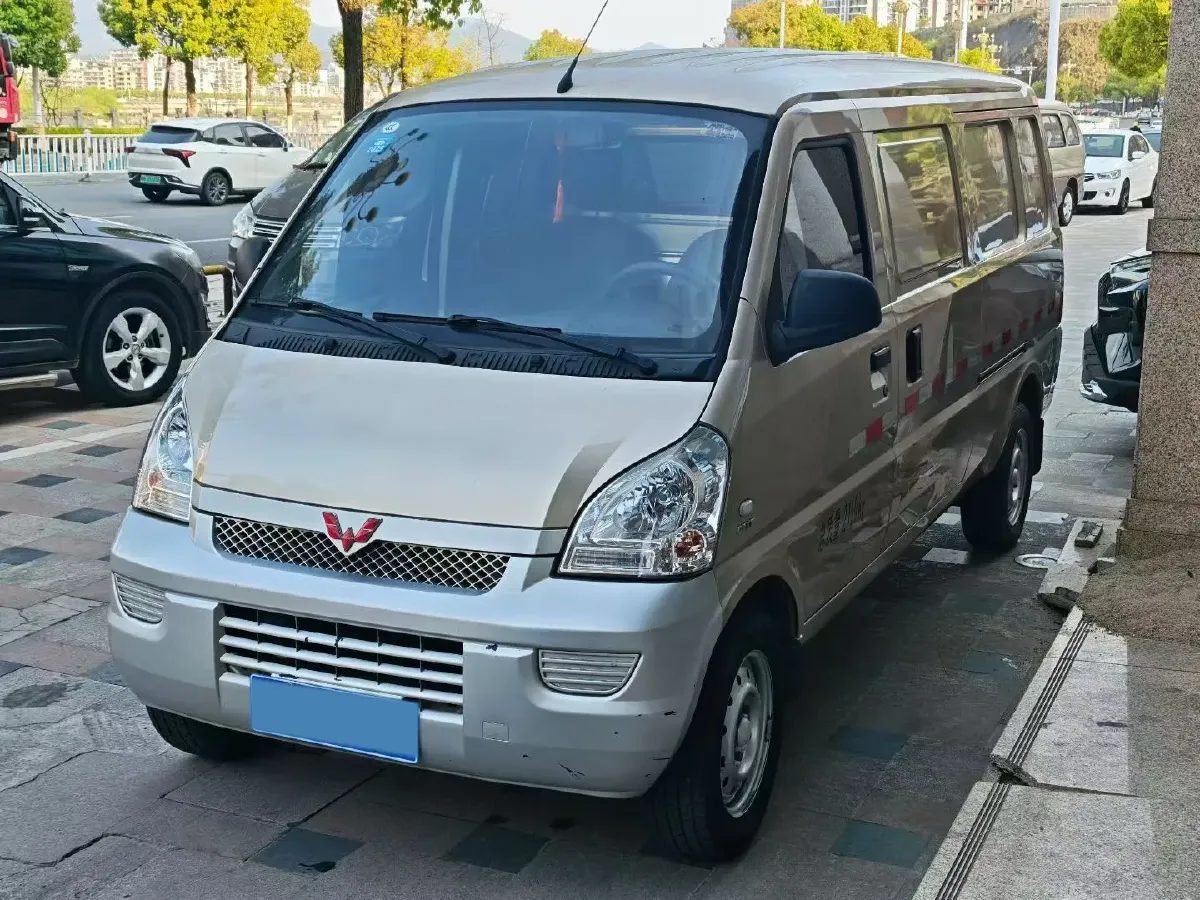 2021 ChangAn Kaicene XingKa 1.5L 107HP L4 5MT,autocango,china used car exporter,china ev exporter,chinese used car exporter,chinese used ev exporter