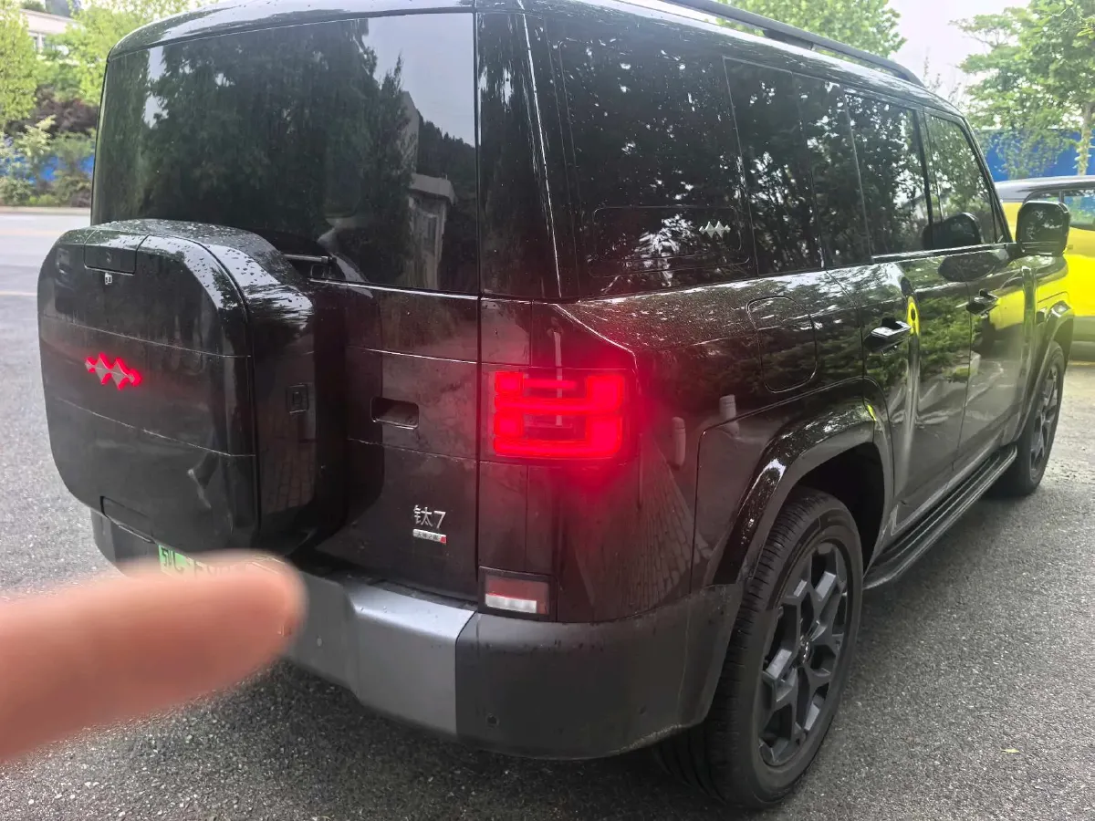 2025 FangChengBao Tai 7 1.5T 156HP L4 E-CVT PHEV,autocango,china used car exporter,china ev exporter,chinese used car exporter,chinese used ev exporter