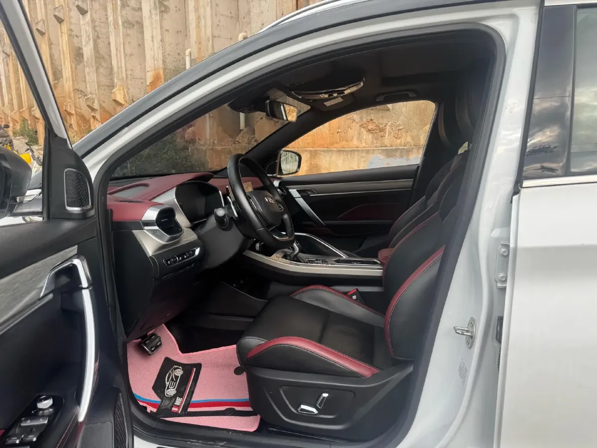 2019 Geely Coolray 1.5T 177HP L3 7DCT,autocango,china used car exporter,china ev exporter,chinese used car exporter,chinese used ev exporter