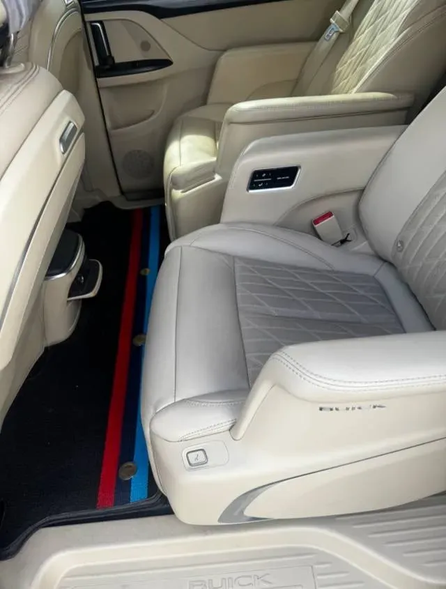 2022 Buick GL8 2.0T 237HP L4 9AT,autocango,china used car exporter,china ev exporter,chinese used car exporter,chinese used ev exporter