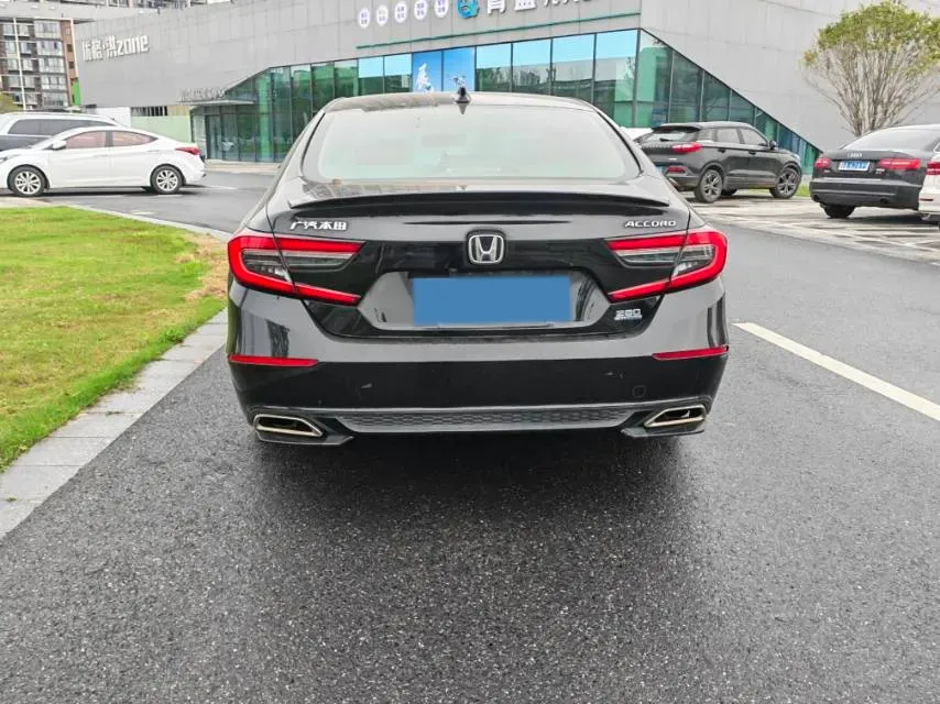 2022 Honda Accord 1.5T 194HP L4 CVT,autocango,china used car exporter,china ev exporter,chinese used car exporter,chinese used ev exporter