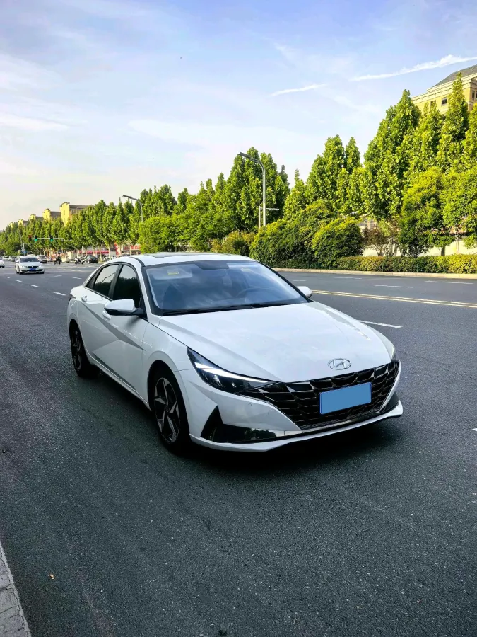 2022 Hyundai Elantra 1.5L 115HP L4 CVT,autocango,china used car exporter,china ev exporter,chinese used car exporter,chinese used ev exporter