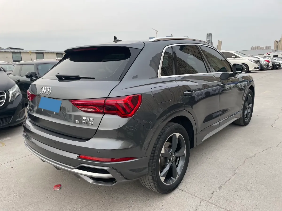 2022 Audi Q3 1.4T 150HP L4 7DCT,autocango,china used car exporter,china ev exporter,chinese used car exporter,chinese used ev exporter