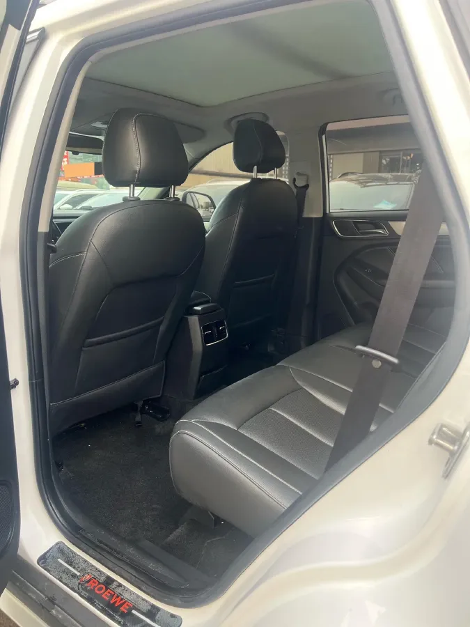 2019 Roewe i6 1.5T 169HP L4 7DCT,autocango,china used car exporter,china ev exporter,chinese used car exporter,chinese used ev exporter