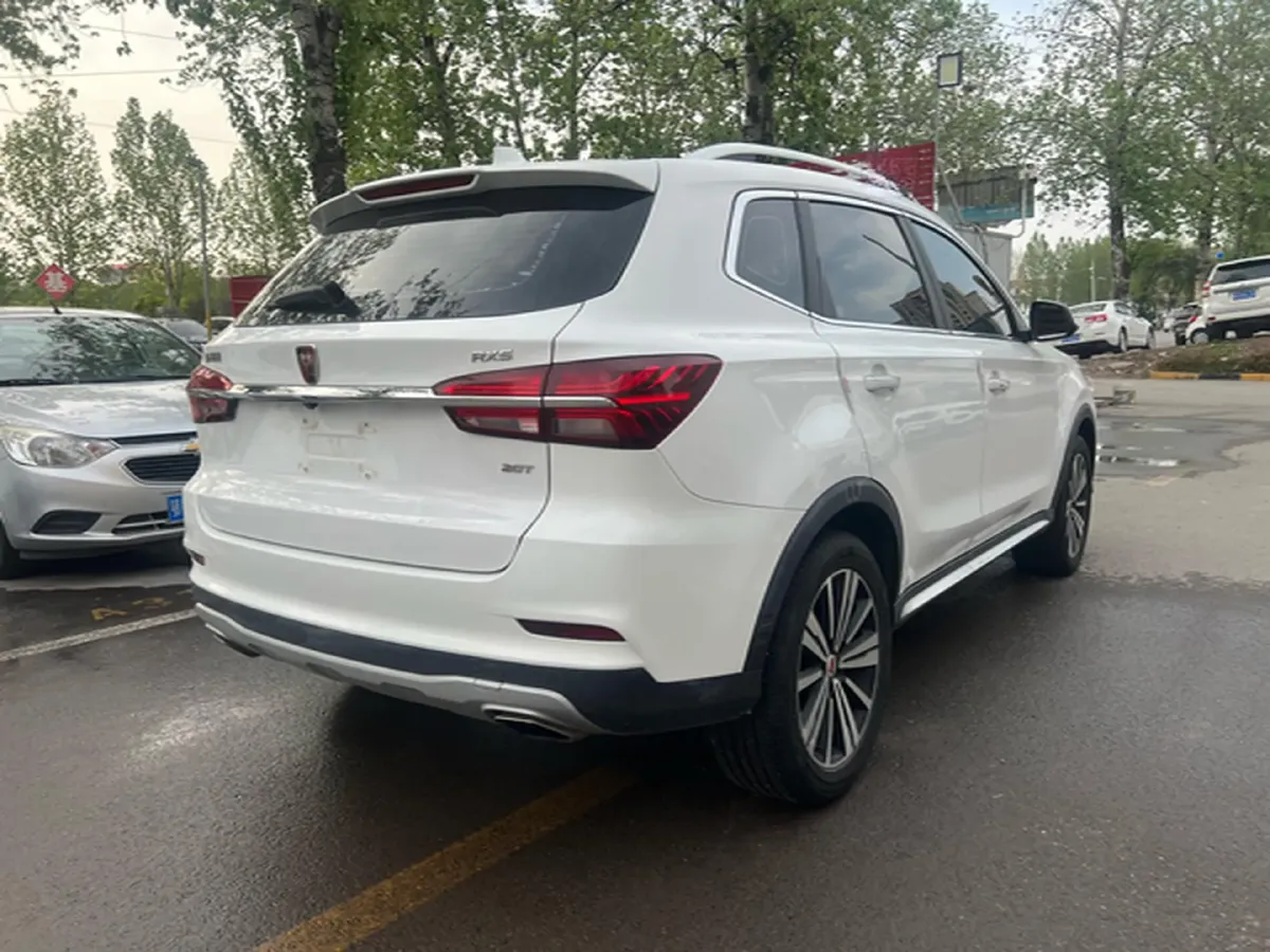 2019 Roewe i6 1.5T 169HP L4 7DCT,autocango,china used car exporter,china ev exporter,chinese used car exporter,chinese used ev exporter