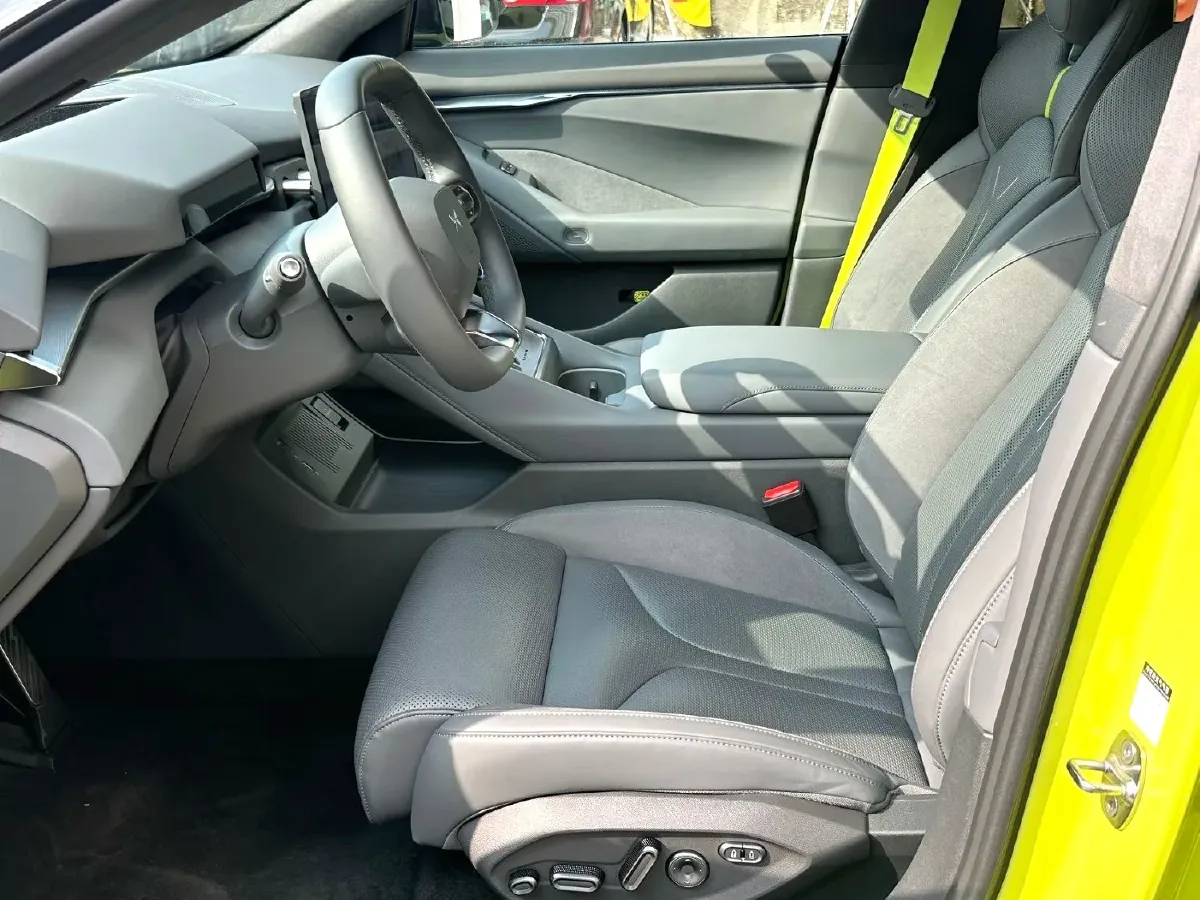 2025 Xpeng P7 BEV,autocango,china used car exporter,china ev exporter,chinese used car exporter,chinese used ev exporter