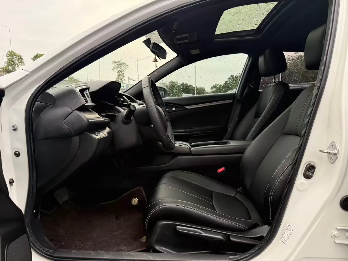 2021 Honda Civic 1.5T 177HP L4 CVT,autocango,china used car exporter,china ev exporter,chinese used car exporter,chinese used ev exporter