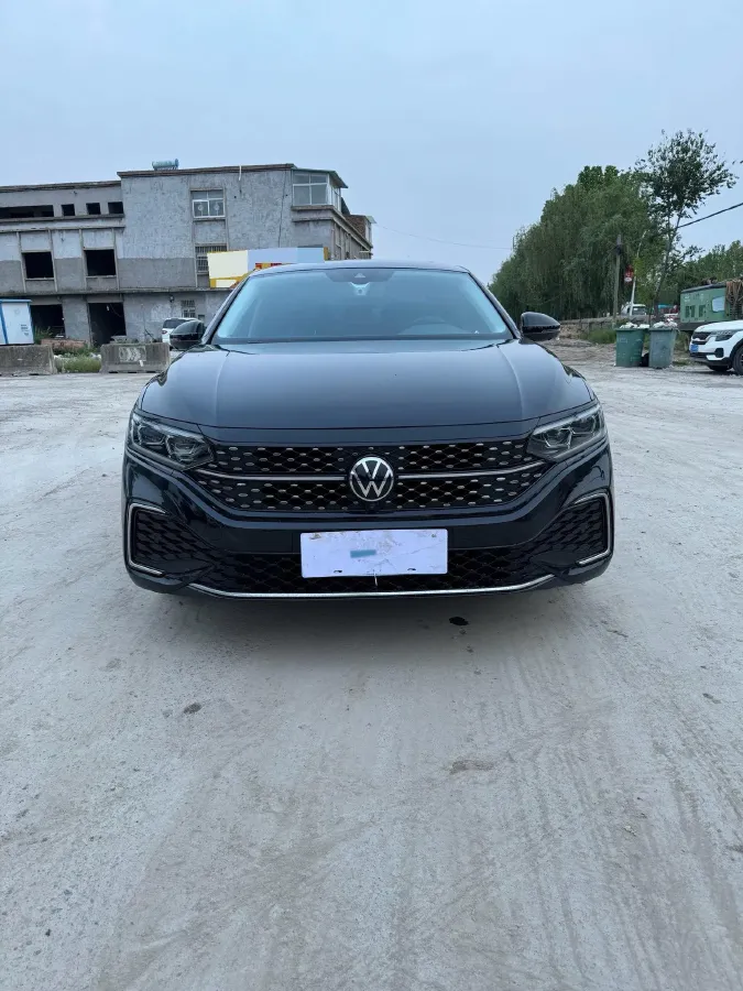 2023 Volkswagen Passat 2.0T 186HP L4 7DCT,autocango,china used car exporter,china ev exporter,chinese used car exporter,chinese used ev exporter