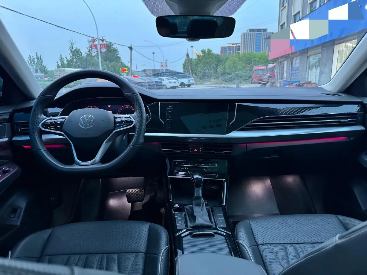 2023 Volkswagen Passat 2.0T 186HP L4 7DCT,autocango,china used car exporter,china ev exporter,chinese used car exporter,chinese used ev exporter