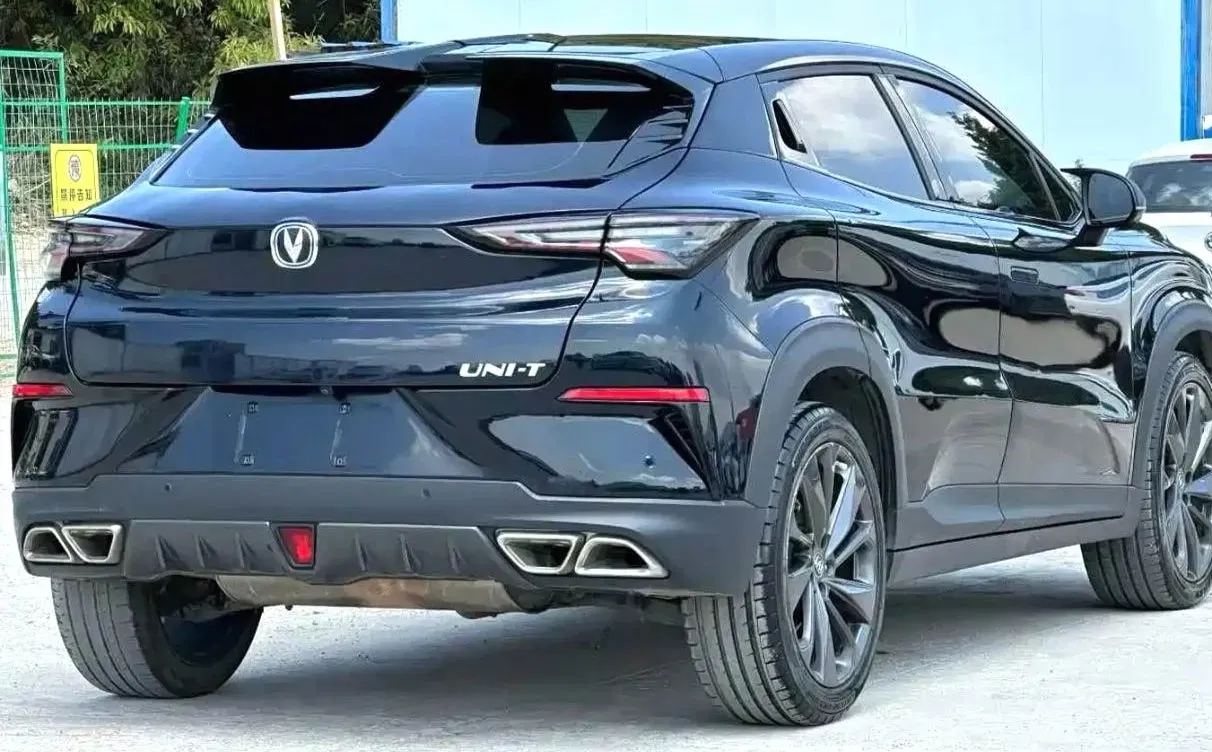 2020 ChangAn UNI-T 1.5T 180HP L4 7DCT,autocango,china used car exporter,china ev exporter,chinese used car exporter,chinese used ev exporter