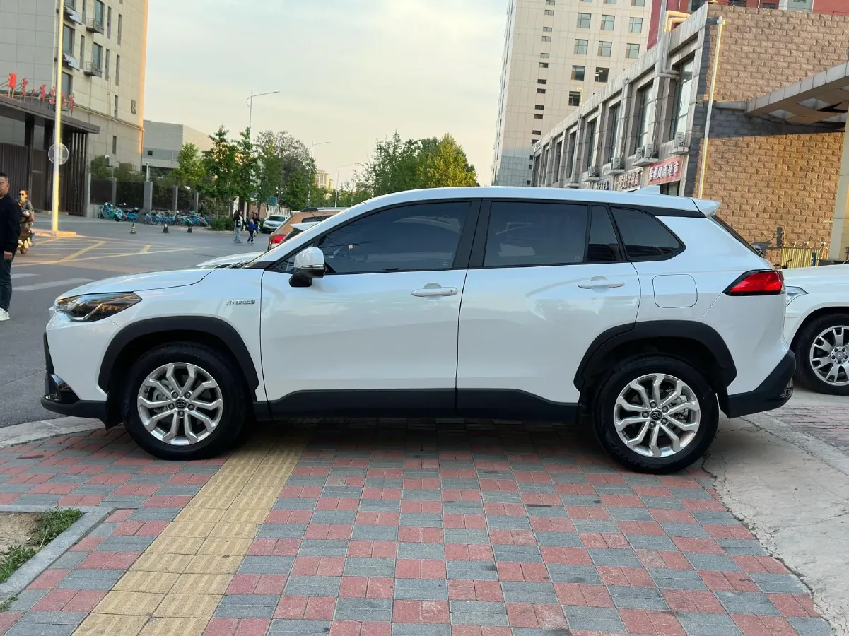 2024 Toyota Frontlander 2.0L 171HP L4 CVT,autocango,china used car exporter,china ev exporter,chinese used car exporter,chinese used ev exporter