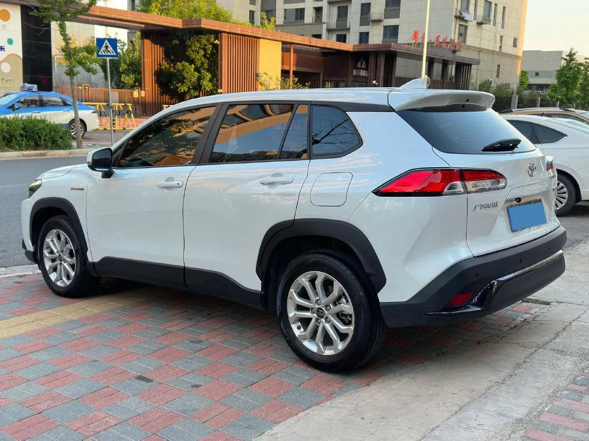 2024 Toyota Frontlander 2.0L 171HP L4 CVT,autocango,china used car exporter,china ev exporter,chinese used car exporter,chinese used ev exporter