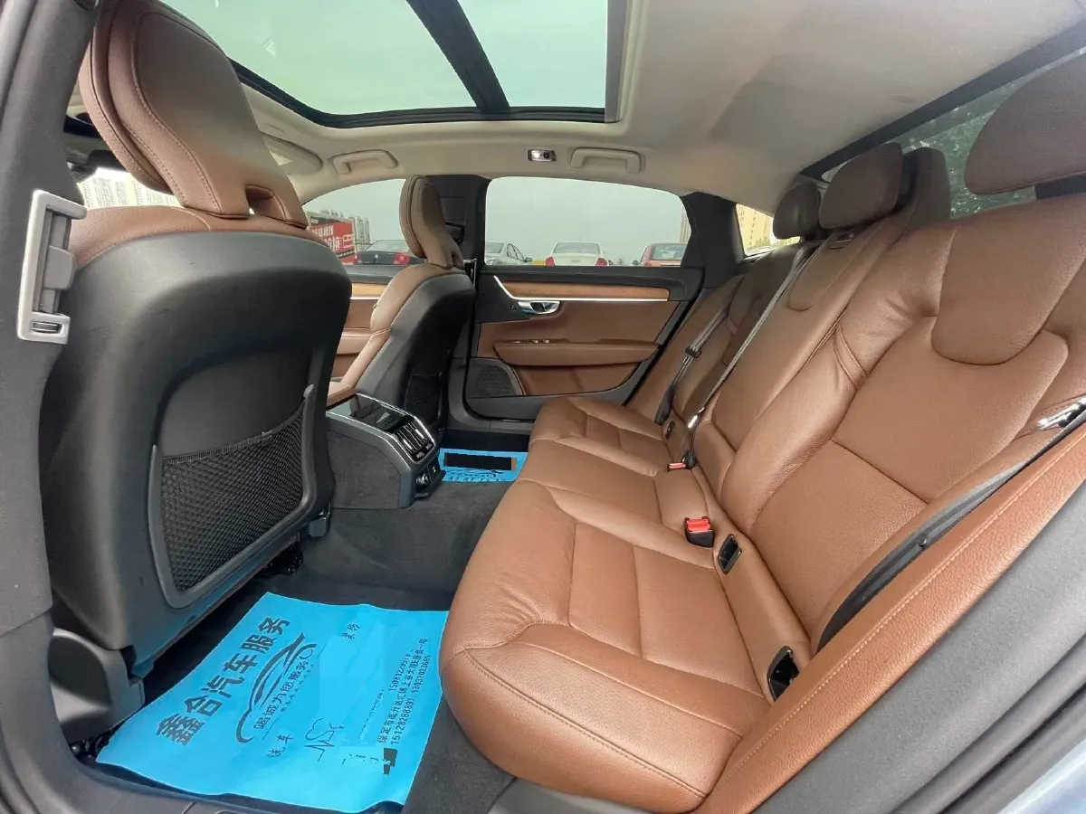 2020 Volvo S90 2.0T 254HP L4 8AT,autocango,china used car exporter,china ev exporter,chinese used car exporter,chinese used ev exporter